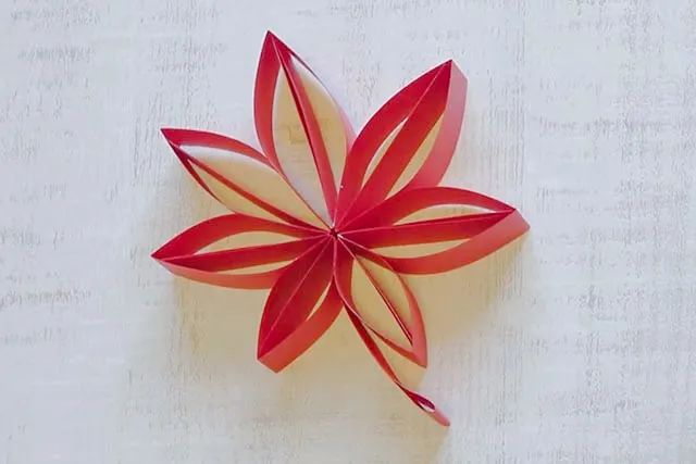 纸条折纸制作立体树叶