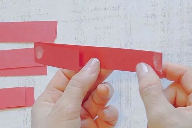 纸条折纸制作立体树叶