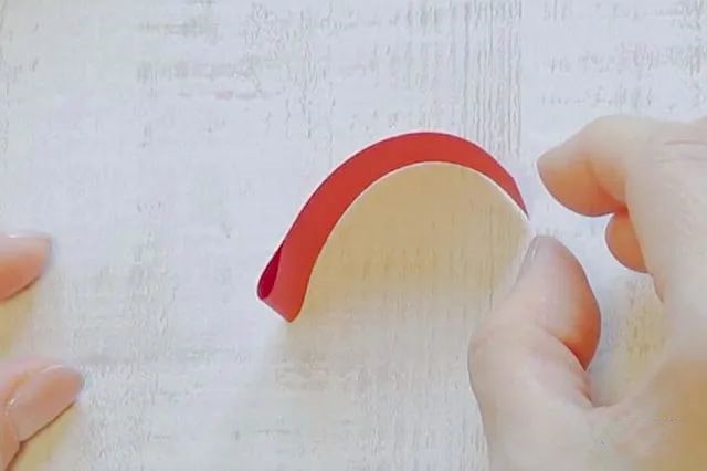 纸条折纸制作立体树叶