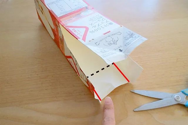 废物利用手工制作玩具小车子简单