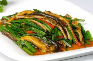 十个月的婴儿能不能吃黄鳝