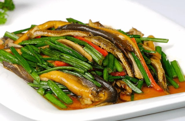 十个月的婴儿能不能吃黄鳝