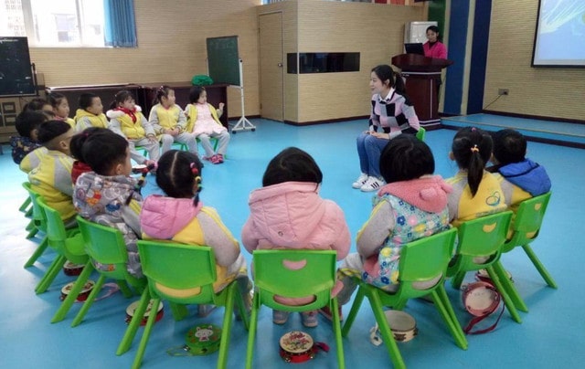 如何做好幼儿园配班老师？