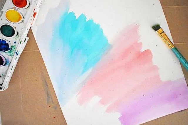 适合幼儿的冬季手工：卡纸制作漂亮雪花