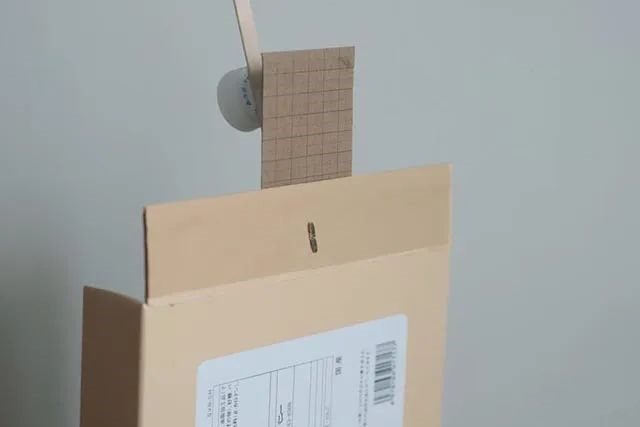 自制幼儿玩具：手工制作投石机打恐龙小游戏玩具