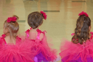 诗歌取名字女孩