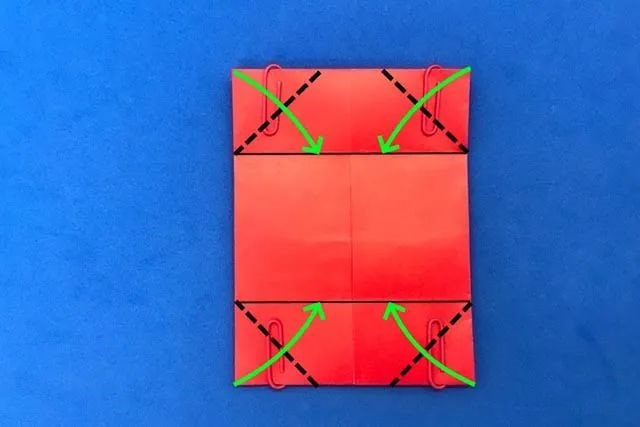 兔年新年小手工：怎么简单折纸灯笼(步骤图解)