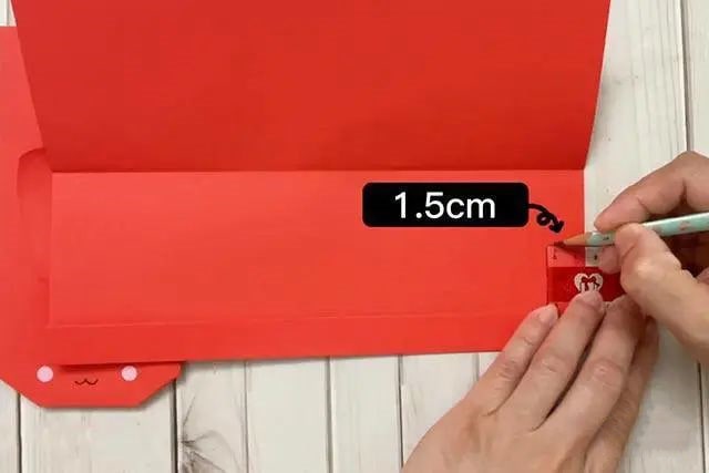 兔年儿童新年手工：折纸可爱的兔子红包(步骤图解)