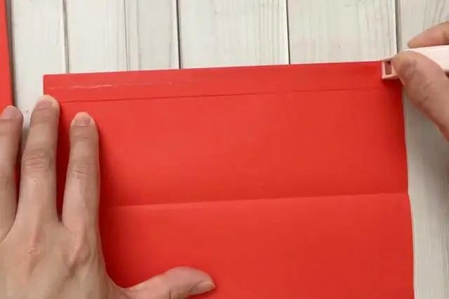 兔年儿童新年手工：折纸可爱的兔子红包(步骤图解)