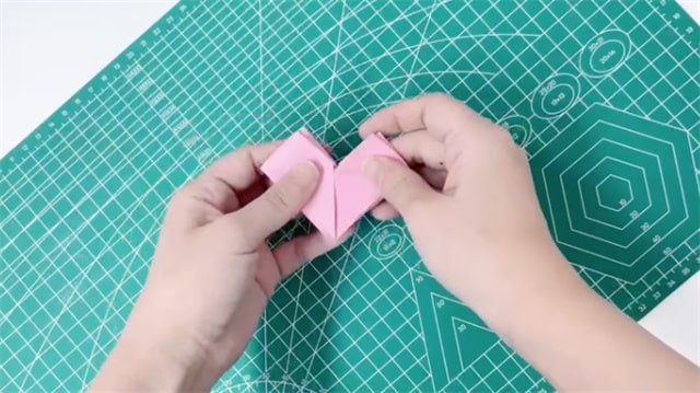 手工折纸无限翻转的解压小玩具