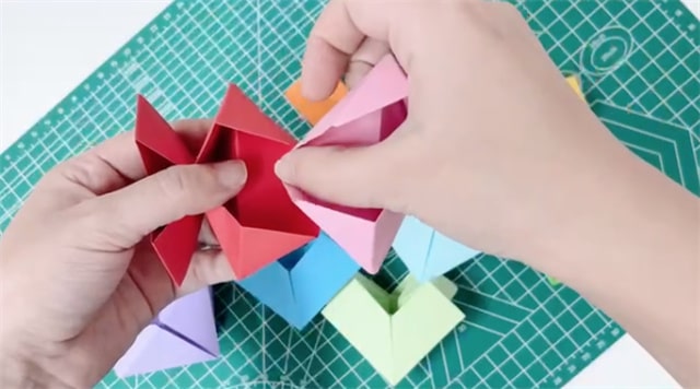 手工折纸无限翻转的解压小玩具