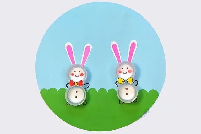 幼儿园废物利用手工：瓶盖制作兔子手工(步骤图解)
