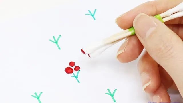 儿童画春天：怎么用棉签印画花朵(步骤图解)