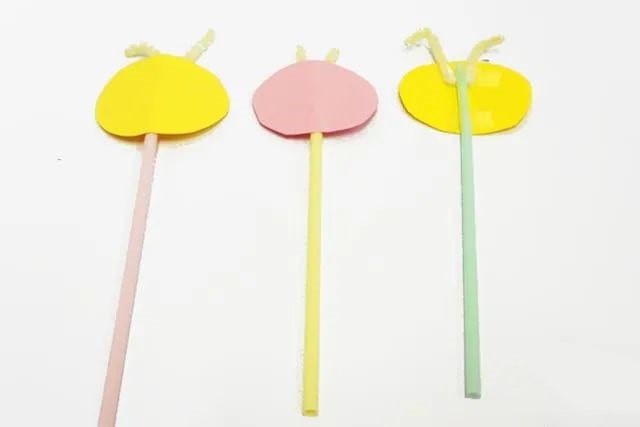 幼儿园春天手工：制作会飞动翅膀的蝴蝶(步骤图解)