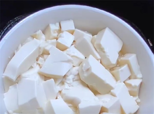 空气炸锅食谱豆腐鸡蛋的做法