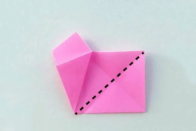 春天手工剪纸梅花(步骤图解)