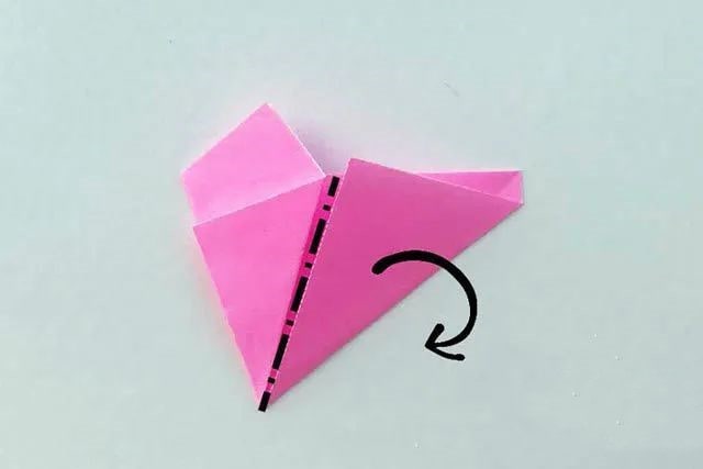 春天手工剪纸梅花(步骤图解)