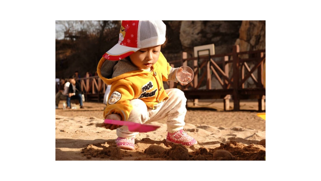 幼儿园中班科学教案：玩沙（含PPT课件图片）