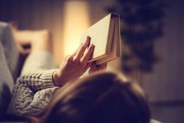 一份适合躺着看的书单