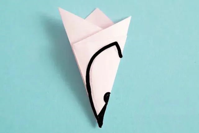 春天手工纸花朵：剪纸镂空的樱花(步骤图解)