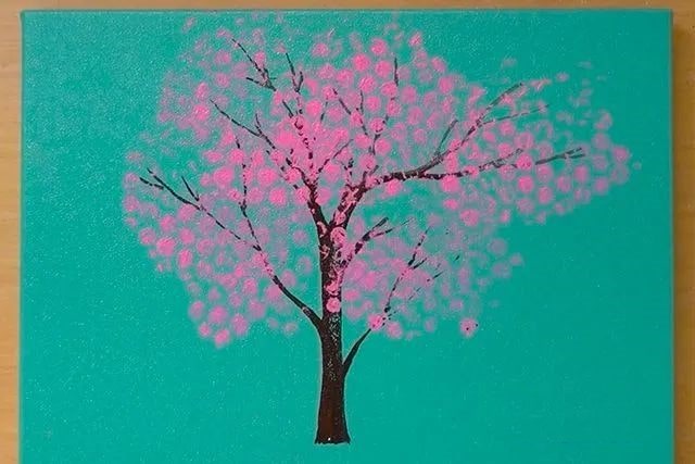 儿童画春天：气泡膜印画大树