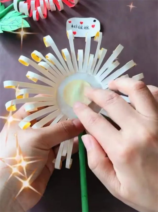 清明节手工：纸杯手工制作菊花