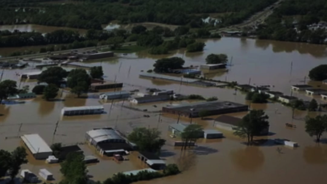 幼儿园大班健康教案：可怕的台风