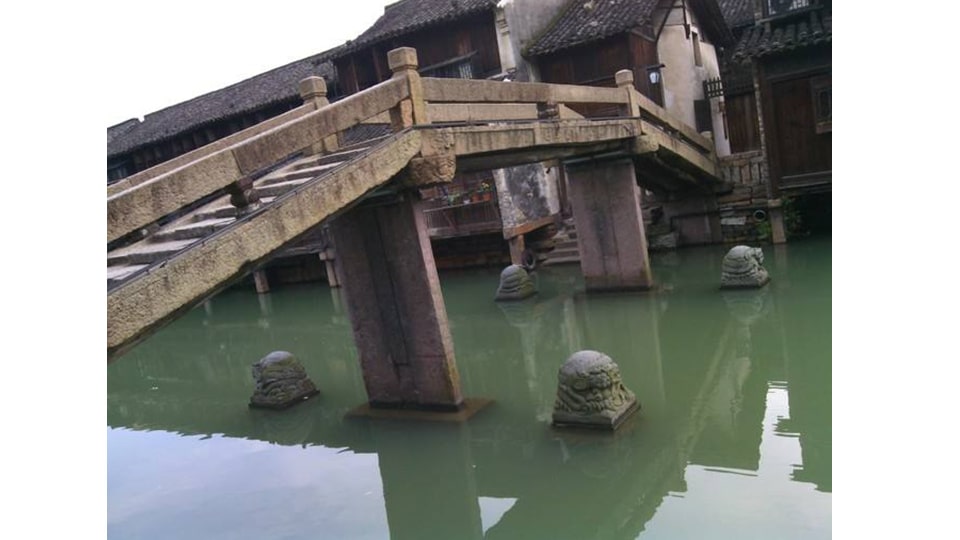 幼儿园大班美术教案：我设计的桥