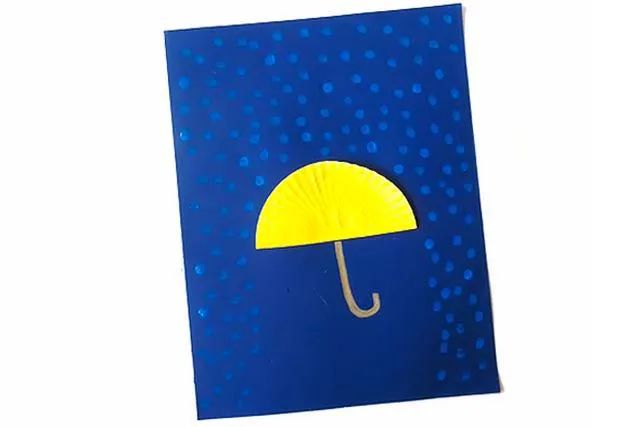 蛋糕纸托废物利用手工制作一把雨伞(步骤图解)