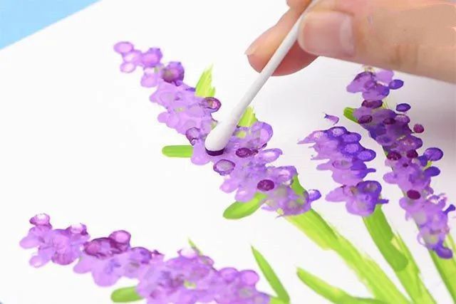 幼儿学画画：棉签印画薰衣草
