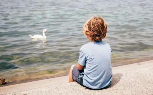 孩子性格内向怎么办？试着挖掘他们的潜在优势