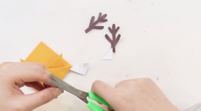 小鹿书签的制作方法