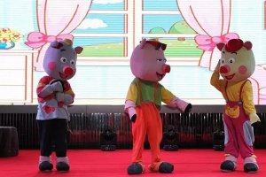 幼儿园案例分析：借助表演游戏丰富幼儿的文学