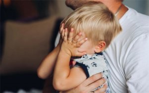 孩子自卑的表现有哪些