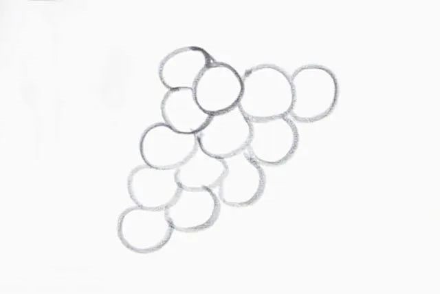 教小孩子一步一步画一串葡萄简笔画(步骤图解)