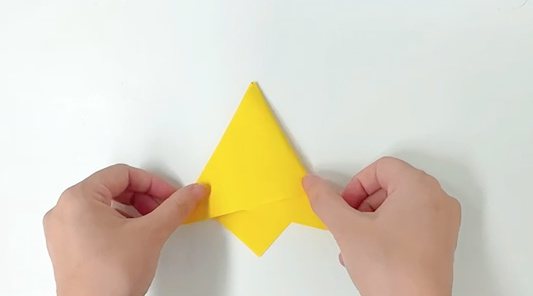 简单儿童手工折纸一群五彩斑斓的小鸡