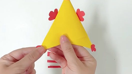 简单儿童手工折纸一群五彩斑斓的小鸡