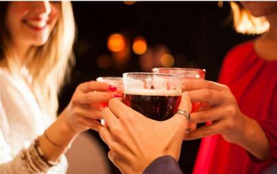 女性长期喝酒的危害有哪些？酒精的危害你一定要了解