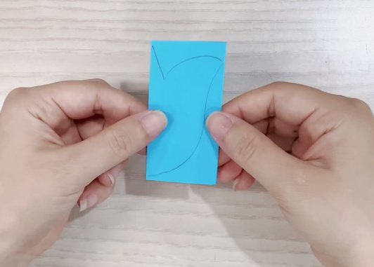 卡纸折一朵美丽的立体康乃馨