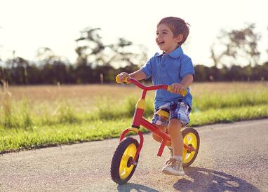 宝宝如何度过炎热的夏天？妈妈做好准备 让宝贝快乐过夏天