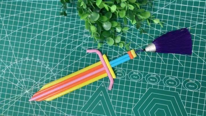 吸管吸管手工制作一把霸气十足的宝剑
