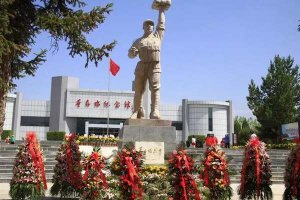 缅怀先烈作文1000字