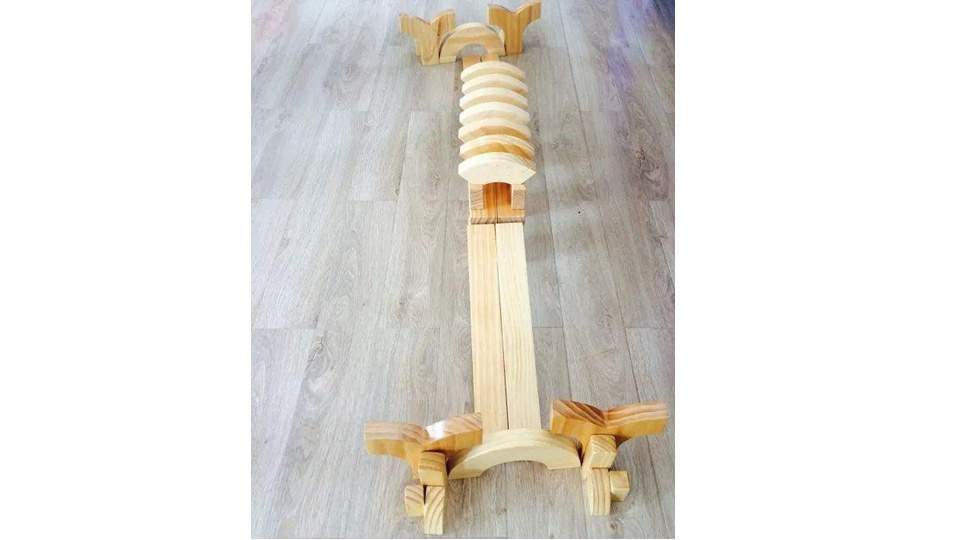 幼儿园大班美术教案：建造心目中的桥