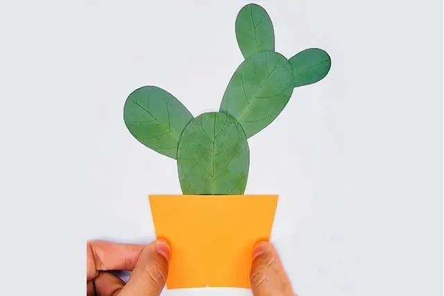 树叶手工粘贴画教程：叶子贴画仙人掌