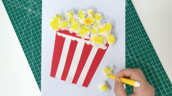 教你用餐巾纸做一桶香甜的爆米花剪贴画
