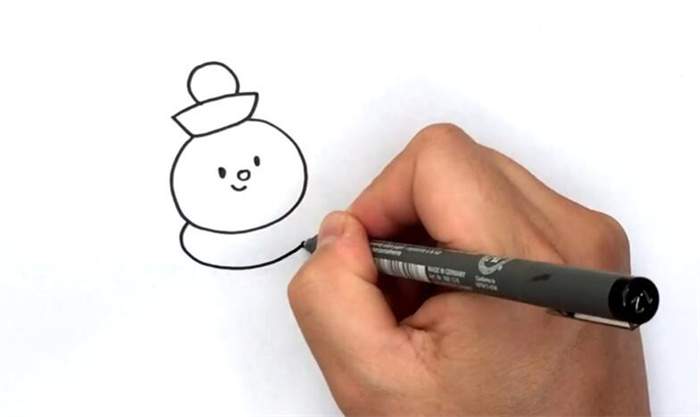 3个雪人简笔画图片教程