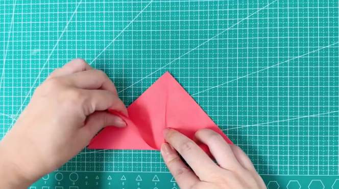 小螃蟹手工折纸教程简单