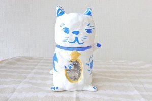 儿童变废为宝手工：矿泉水瓶手工制作招财猫造