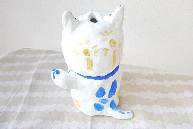 儿童变废为宝手工：矿泉水瓶手工制作招财猫造型存钱罐
