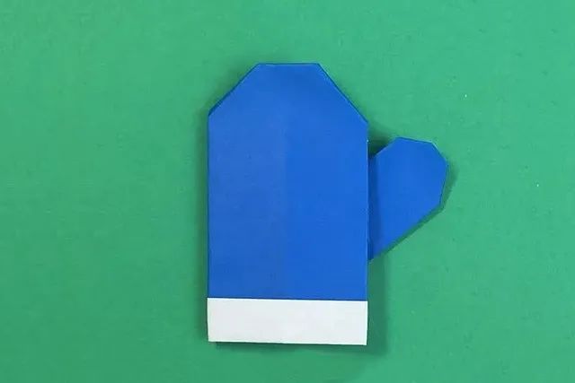 幼儿简单手工折纸一副无指手套